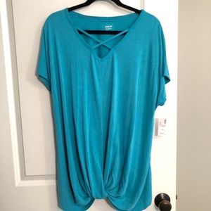 Avenue women’s short sleeved top